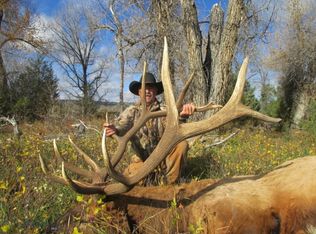Lewistown Municipal Airport, Lewistown, MT 59457