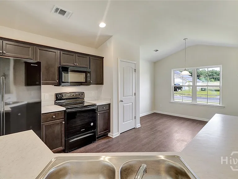 133 Braxton Blvd — Photo 8