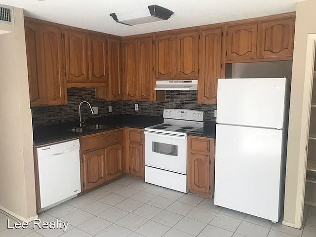 2nd image of 1501 Cardinal Ave #1