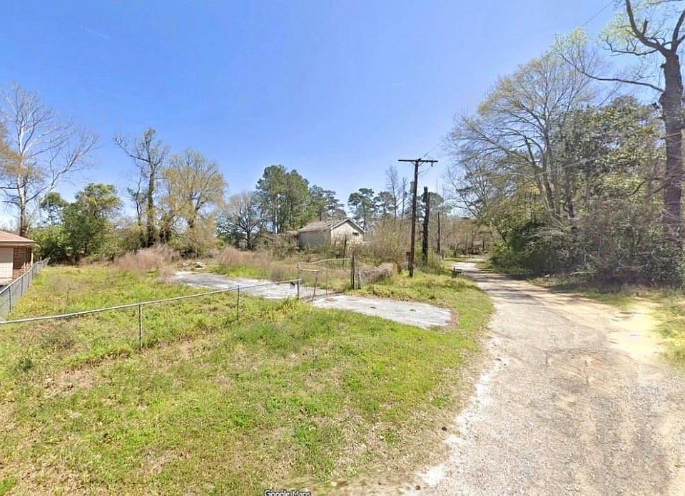 1st image of 17487 S Lakeview Dr