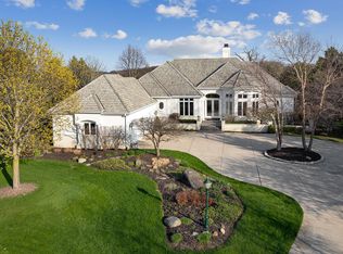 1801 Balsam Ct, Hartland, WI 53029