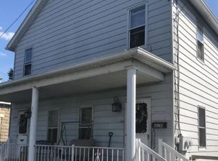 610 Pine St, Jermyn, PA 18433
