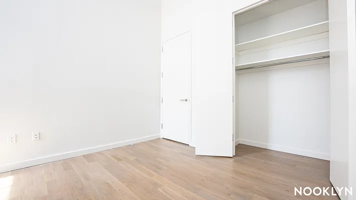 Rented by Nooklyn NYC LLC | media 32