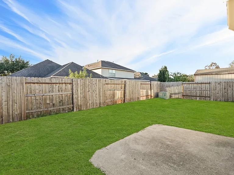 5823 Creektrace Ln — Photo 24