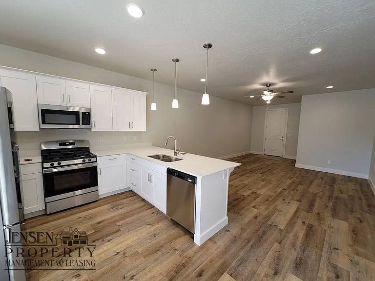 538 N 550 W — Photo 5