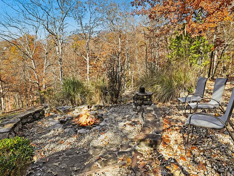 10019 Kindred Hollow Rd #ID1221865P — Photo 31