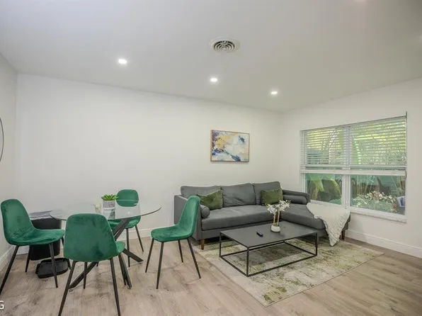 19 NE 16th St, Fort Lauderdale, FL 33304