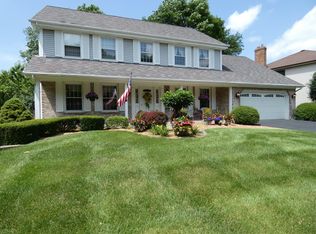 914 Monticello Dr, Naperville, IL 60563