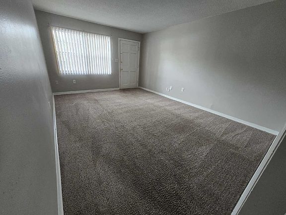 3rd image of 3246 S Polk Ave APT 4