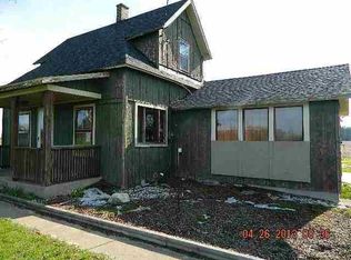 18838 Peach Rd, Culver, IN 46511