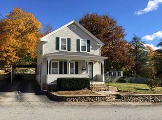 19 Aberdeen St, West Warwick, RI 02893