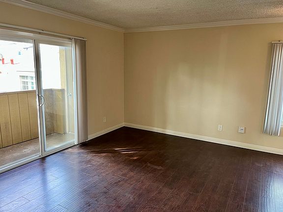 2nd image of 2030 Cypress Ave #D