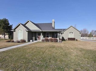 730 W Bitterroot Ct, Nampa, ID 83686