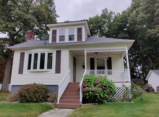 46 Park Ave, Webster, MA 01570