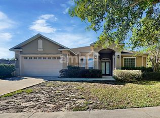 33201 Irongate Dr, Leesburg, FL 34788