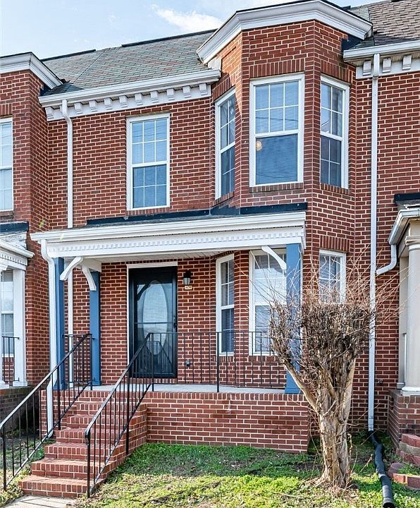 1st image of 809 W Leigh St