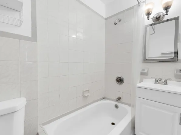 140 West 69th Street image 5 of 6