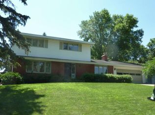 2041 Sioux Blvd, New Brighton, MN 55112