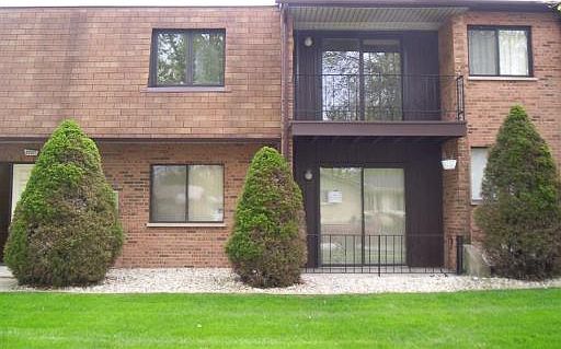 1st image of 22521 Pleasant Dr APT 6