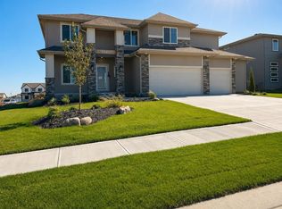 5401 191st St, Elkhorn, NE 68022