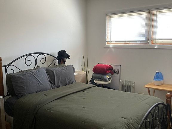 3rd image of 607 Carroll Pkwy #101