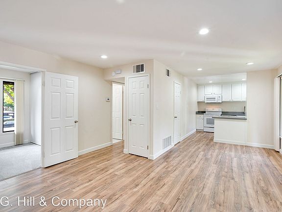 5th image of 1960 Desert Cir #4