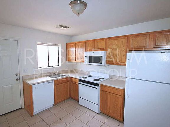 4th image of 15588 S Yava Rd #B
