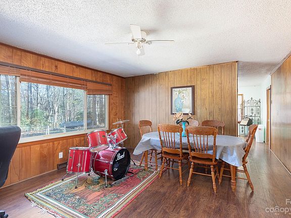 5th image of 4208 Malone Pl