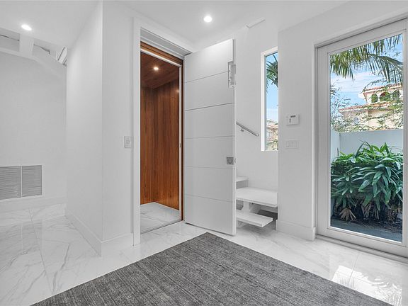 5th image of 246 Garden Court #246