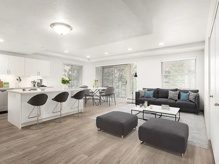 Eagle Gate Apartments — Photo 38