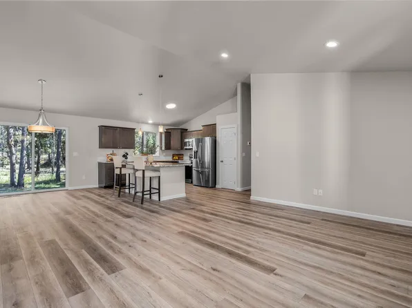 55792 Swan Rd, Bend, OR 97707