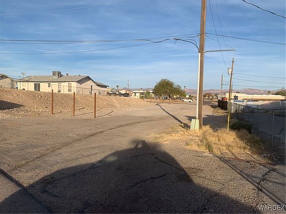 4th image of 1729 Hancock Way