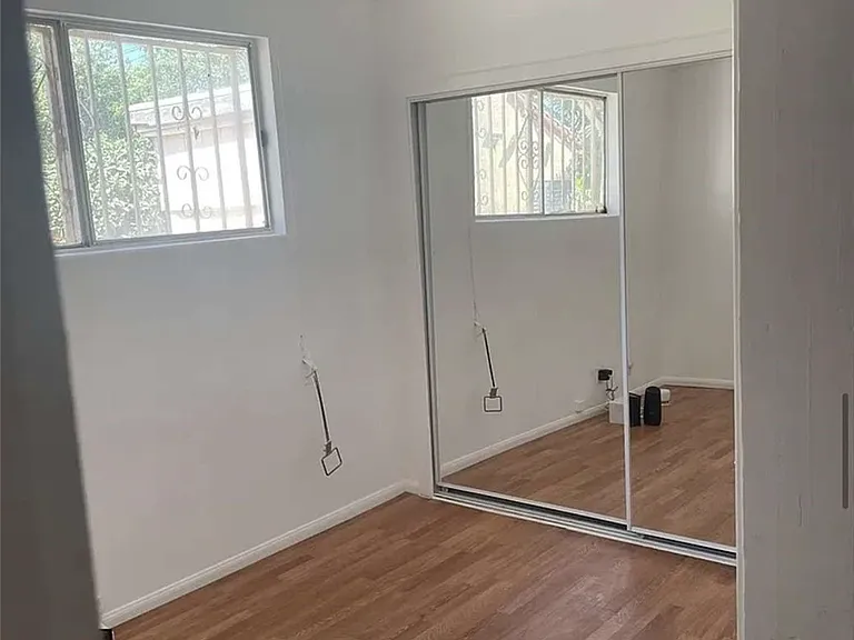 8724 Ruthelen St — Photo 10