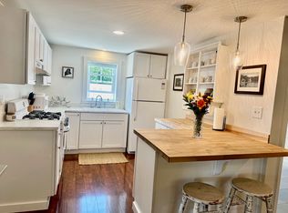 27 Underwood Rd #A, Falmouth, ME 04105