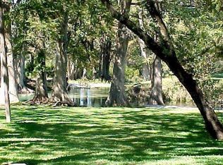 568 Bud Danner Dr, Leakey, TX 78873