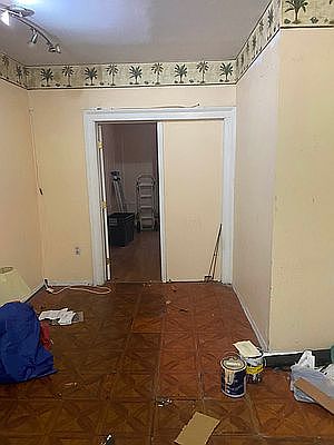5th image of 411 15th St APT A