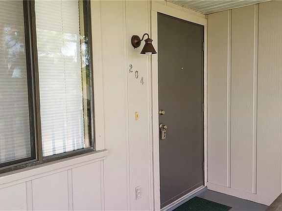 3rd image of 22523 Westchester Blvd APT E204