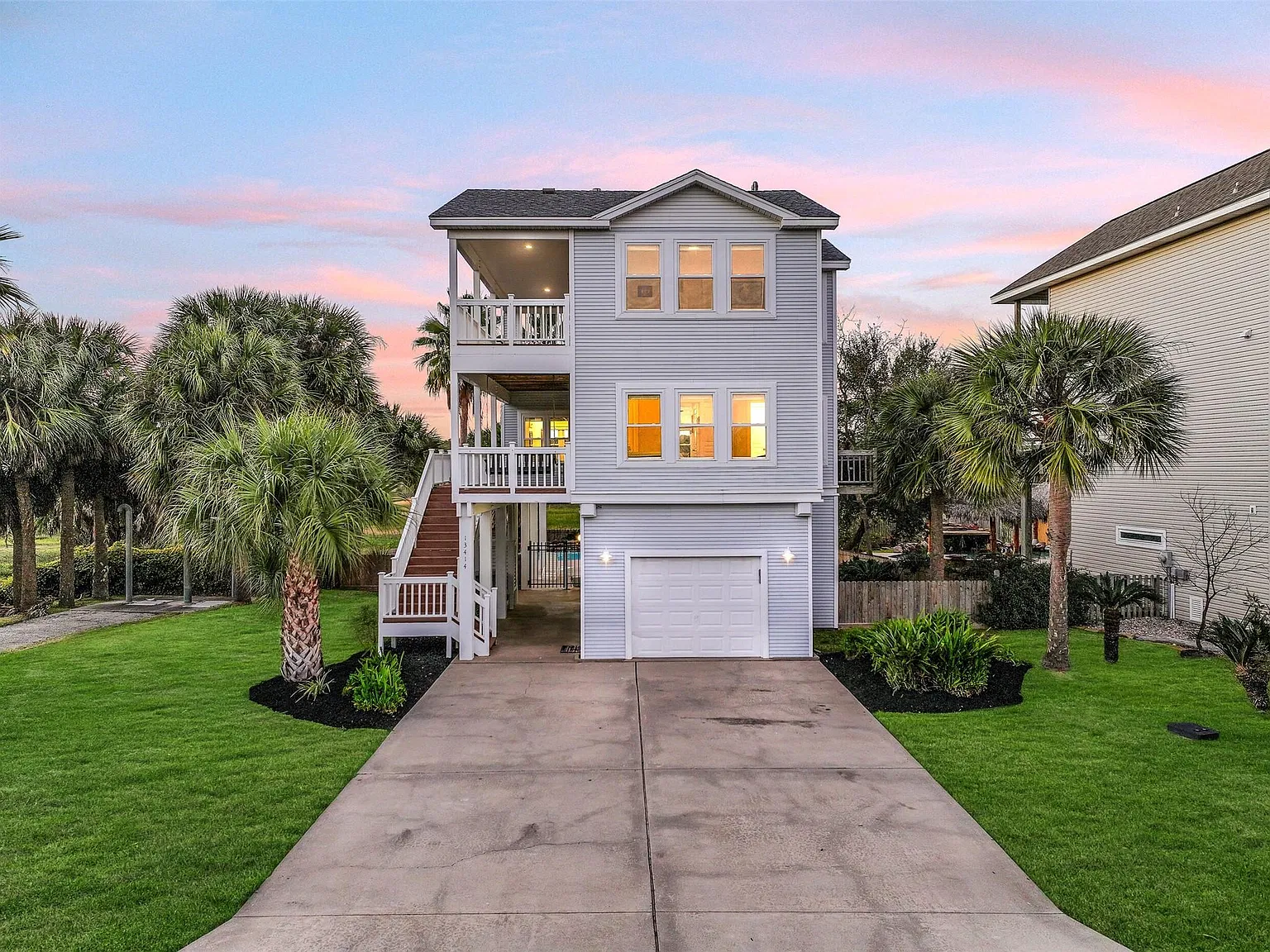 3 bed, 2.0 bath, 1599 sqft, $3,700 — Photo 3