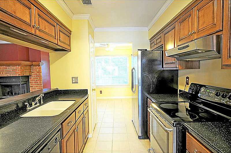 1st image of 622 Nottaway Dr