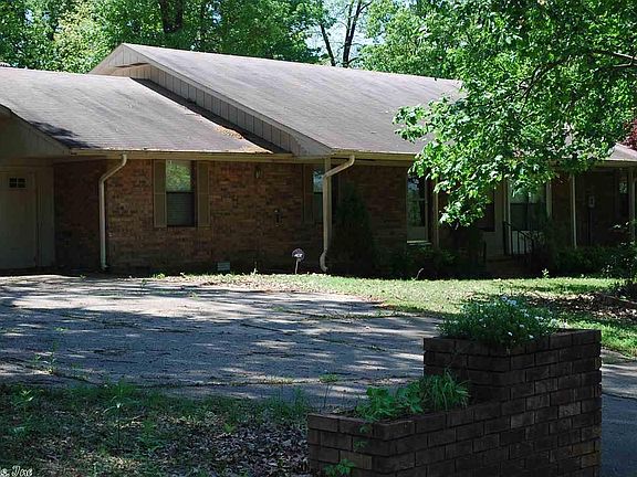 4th image of 1207 Sunny Oaks St