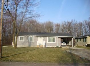 1530 Meida St, Flint, MI 48532