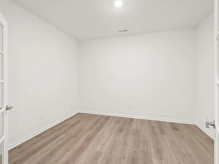 5807 Clear Creek Ln — Photo 26