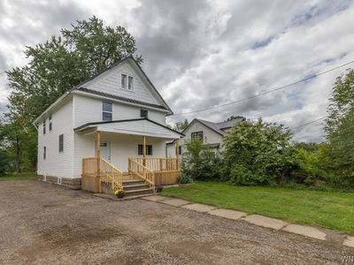 2175 Seneca Rd, Lawtons, NY, 14091