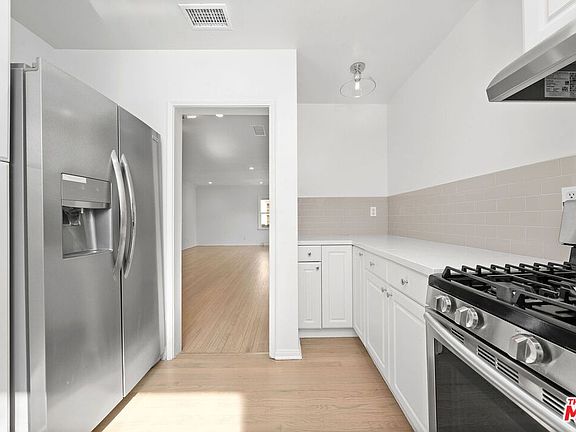 4th image of 11347 Cashmere St