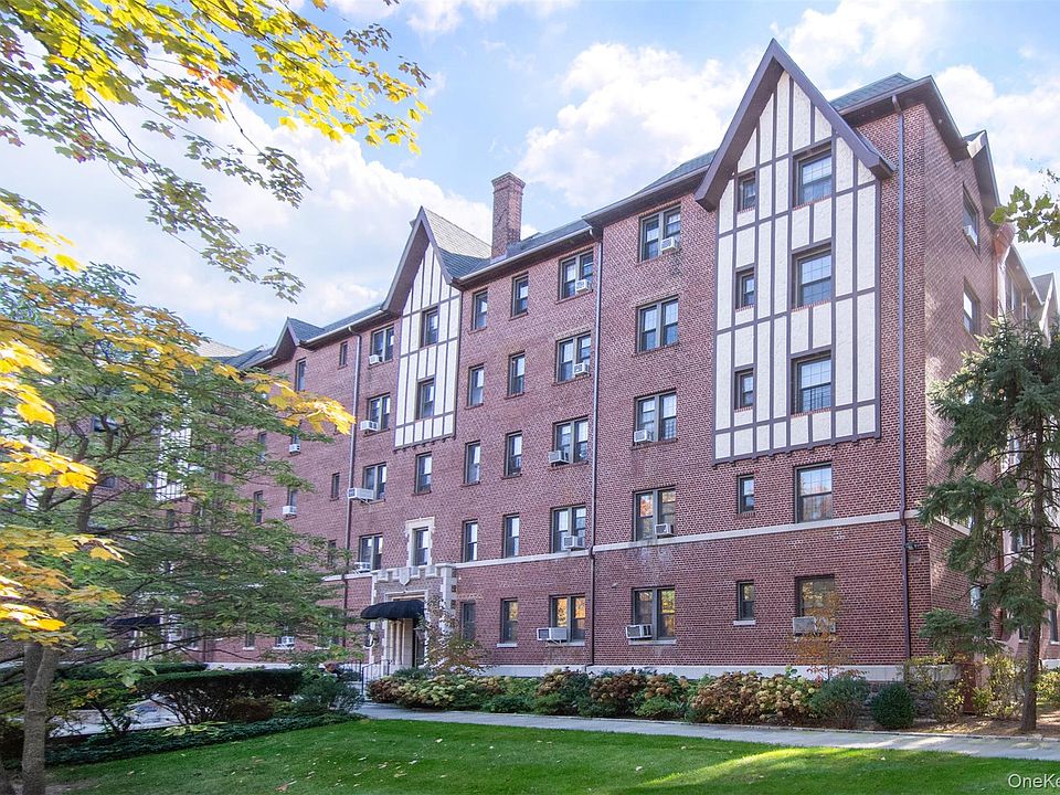 1st image of 622 Pelhamdale Avenue #16