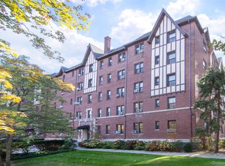622 Pelhamdale Ave APT 16, Pelham, NY 10803