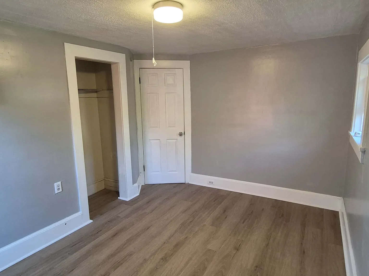 3 bed, 1100 sqft, $1,395 — Photo 3