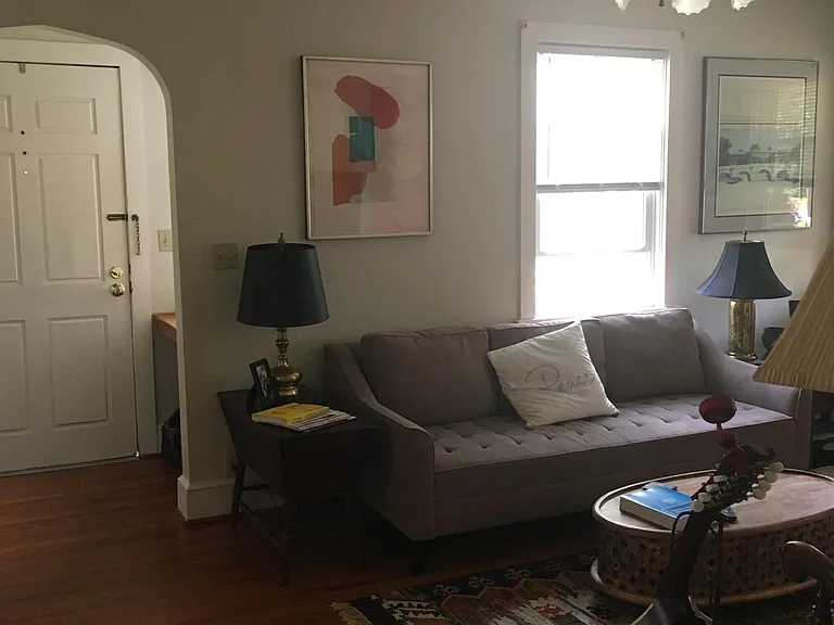 1217 Hollywood Dr — Photo 5