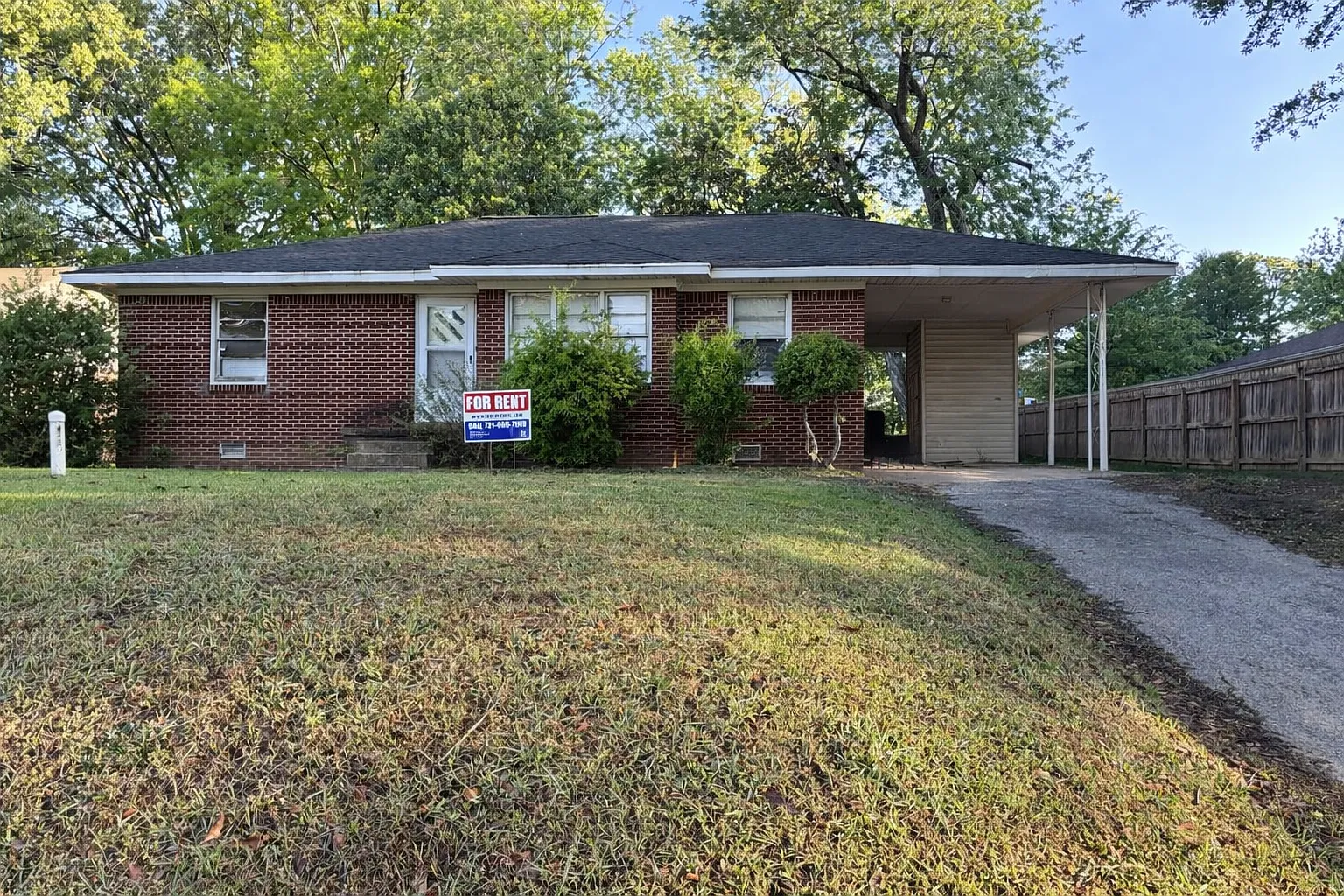 4 bed, 1.5 bath, 1548 sqft, $1,300 — Photo 1