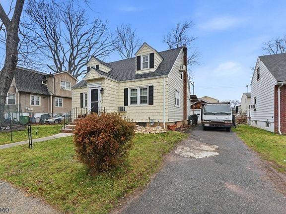 2nd image of 335 Dermody St